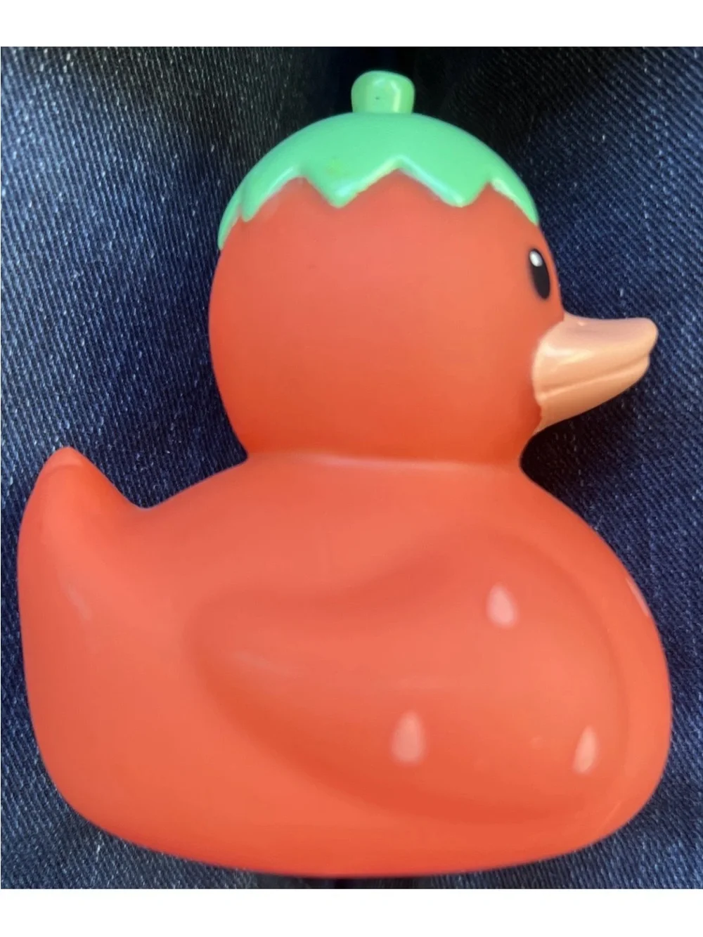 Target Bullseye 2023 Playground Collection🍓STRAWBERRY🐤 Rubber Duck 🛁 Bath